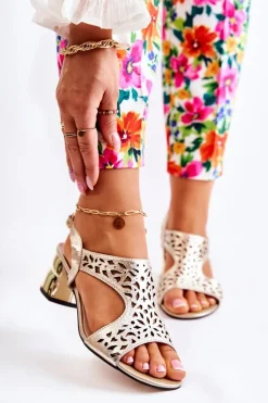 Discount Boto Skórzane Ażurowe Sandałki Na Obcasie Złote Salvio