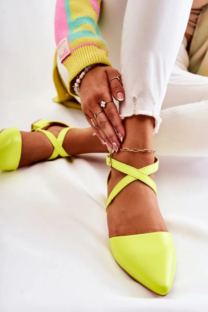 Czółenka Na Słupku>Boto Skórzane Czółenka Na Niskim Obcasie Żółte Giovanna