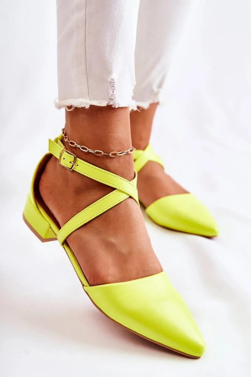 Czółenka Na Słupku>Boto Skórzane Czółenka Na Niskim Obcasie Żółte Giovanna