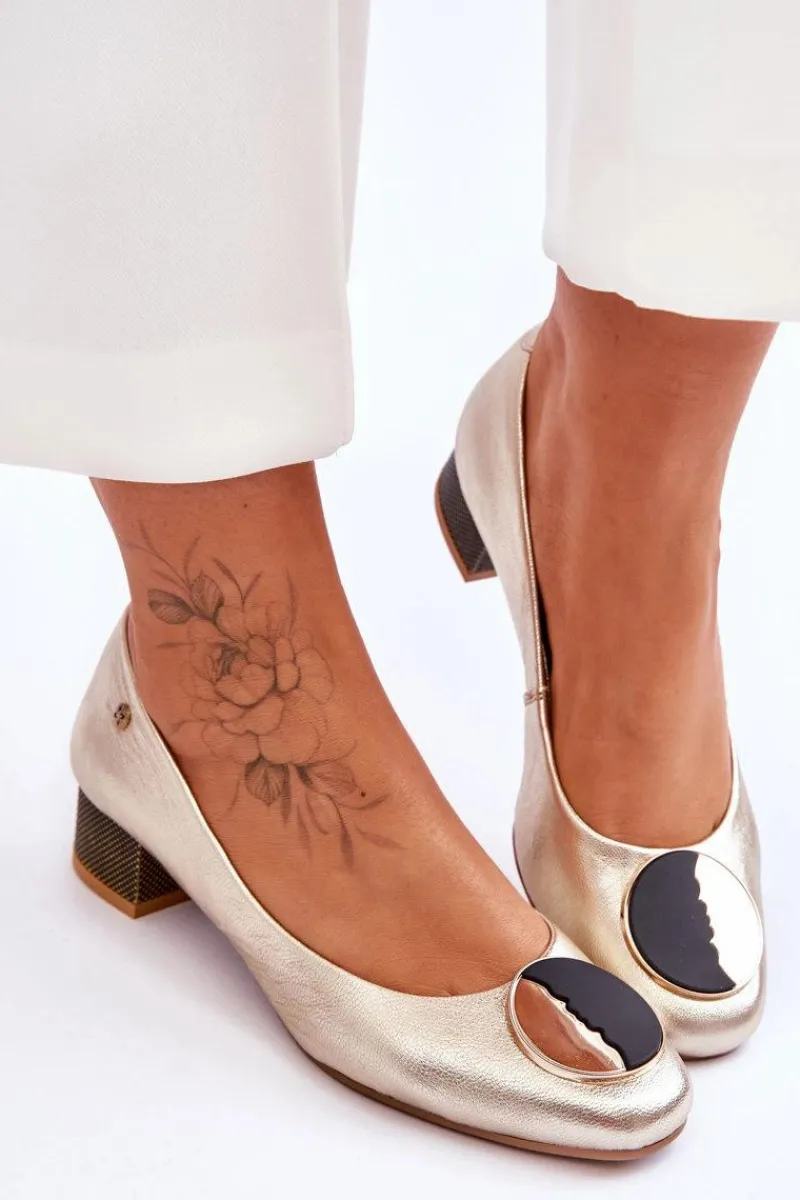 Czółenka Na Słupku|Czółenka Klasyczne>Maciejka Skórzane Czółenka Na Niskim Obcasie 05960-25 Złote