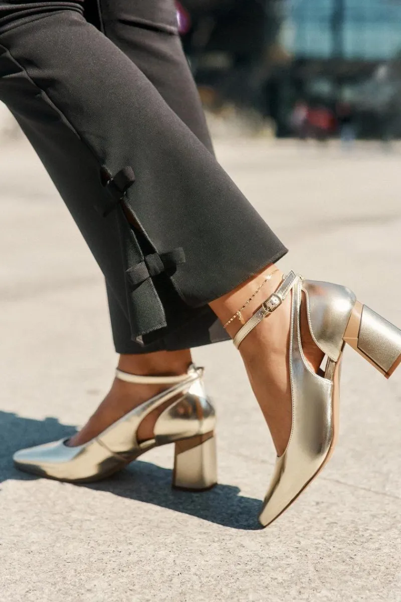 Discount Maciejka Skórzane Czółenka Na Słupku K6816-25 Złote