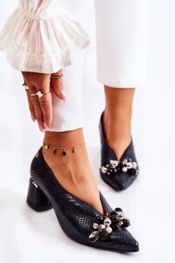 Laura Messi Skórzane Czółenka Z Ozdobą 2487 Czarne