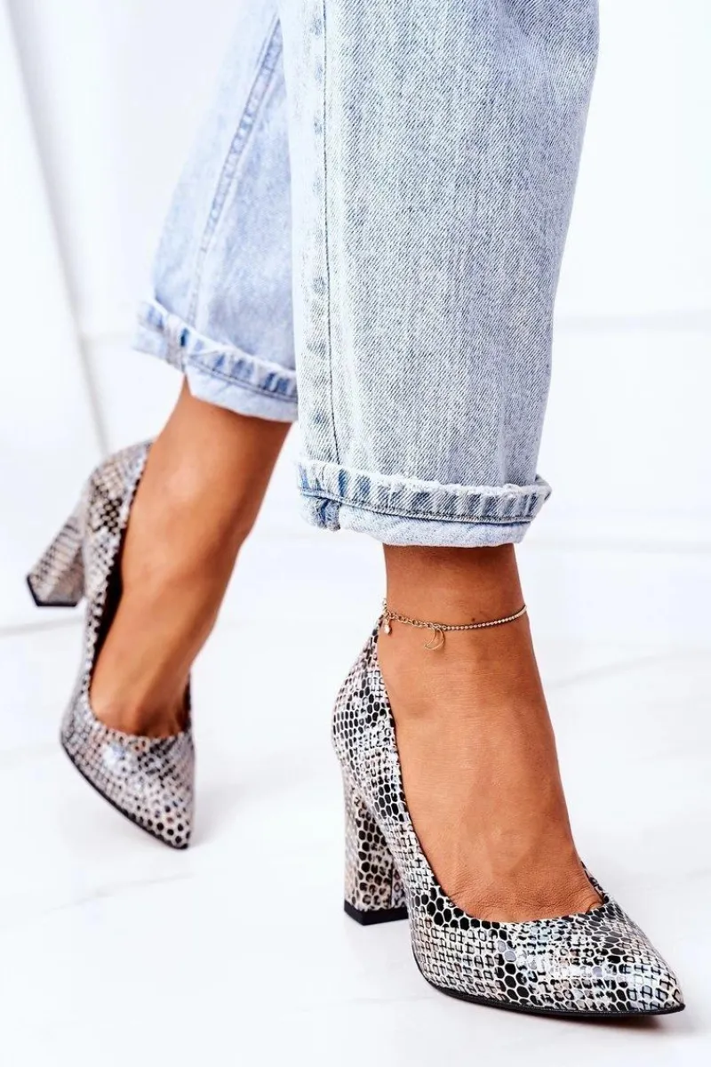 Czółenka Na Słupku>Boto Skórzane Czółenka Ze Zwierzęcym Wzorem Lewski Shoes 2453 Czarno-Niebieskie