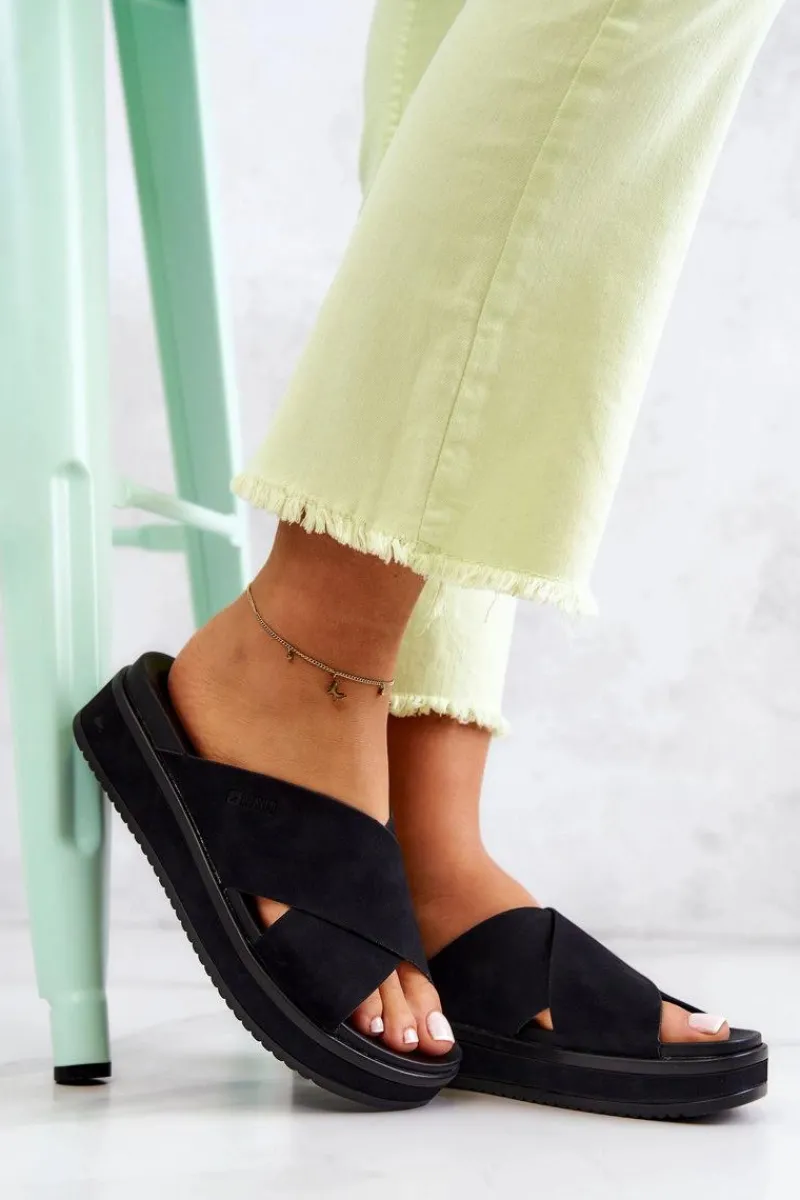 Best Big Star Shoes Skórzane Damskie Klapki Big Star JJ274721 Czarne