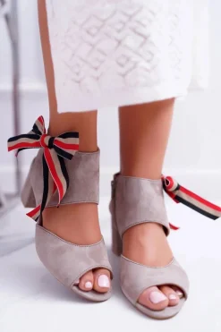 Clearance Maciejka Skórzane Damskie Sandały Na Słupku Beż 04038-04