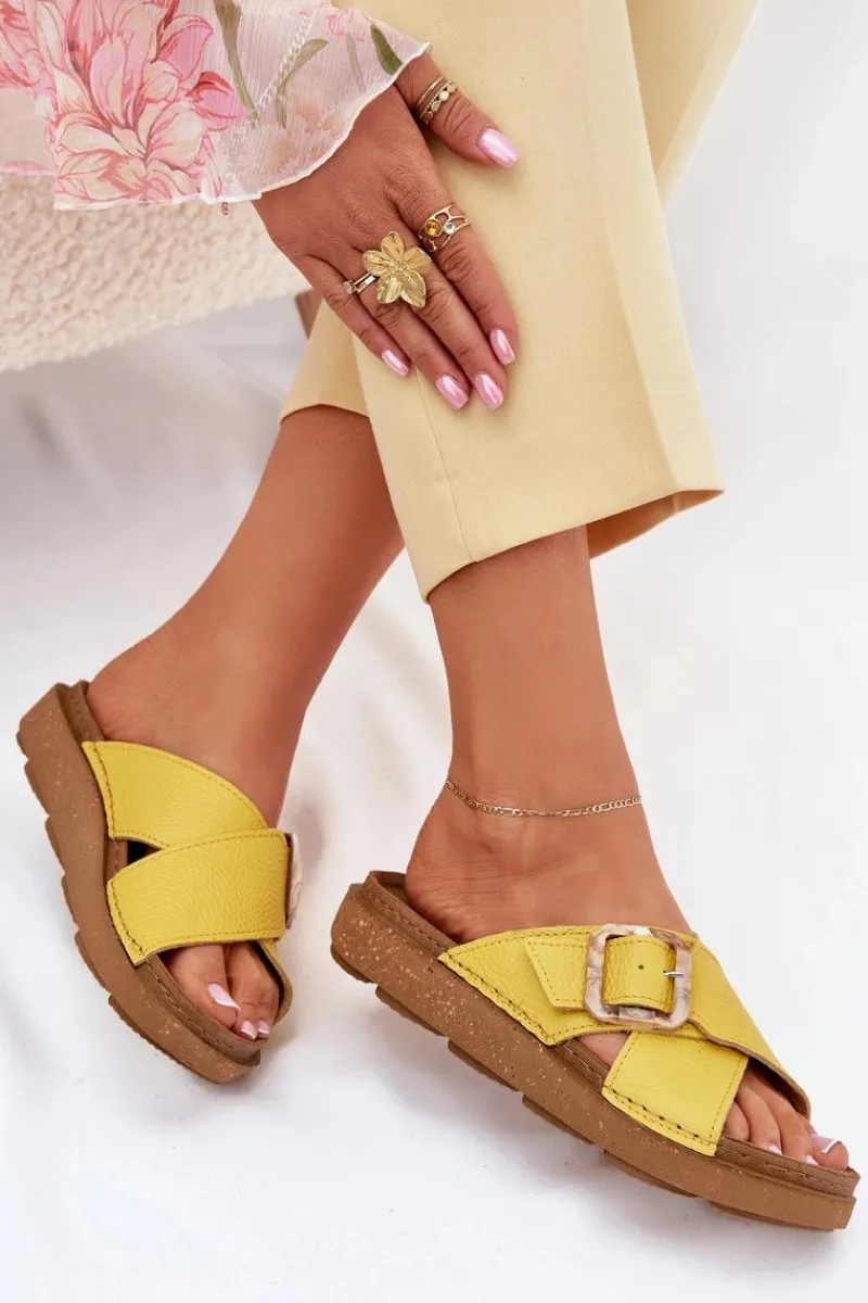 Best INBLU Skórzane Klapki Damskie Z Klamrą ED0003IU Żółte Żółty