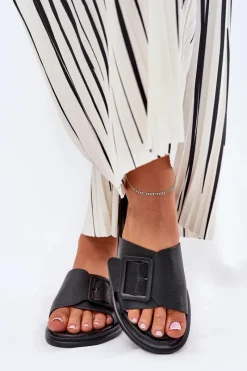 Klapki Damskie Klasyczne>Damskie buty S.Barski Skórzane Klapki Damskie Z Klamrą D&A SJ2302-01 Czarne Czarny