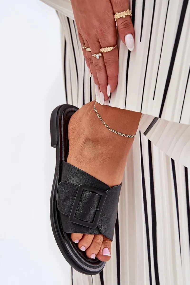 Klapki Damskie Klasyczne>Damskie buty S.Barski Skórzane Klapki Damskie Z Klamrą D&A SJ2302-01 Czarne Czarny