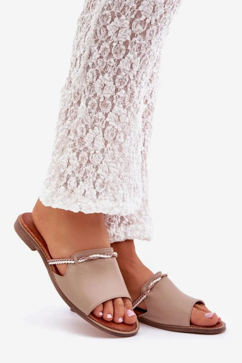 Sale Skórzane Klapki Lewski Shoes 3047 Ciemnobeżowe Damskie Klapki Damskie Klasyczne