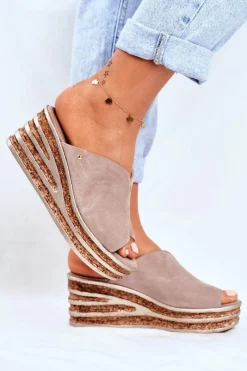 New Boto Skórzane Klapki Na Koturnie Cappuccino Nicole 2559