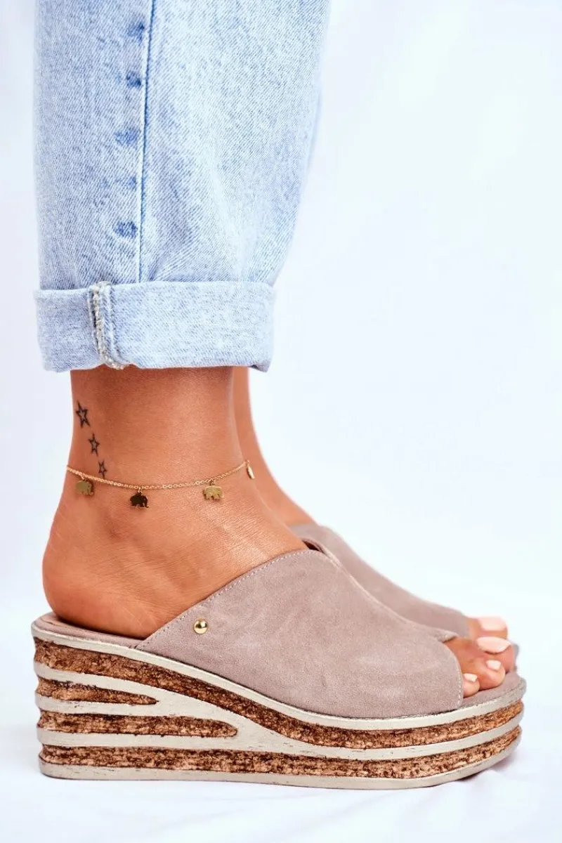 New Boto Skórzane Klapki Na Koturnie Cappuccino Nicole 2559