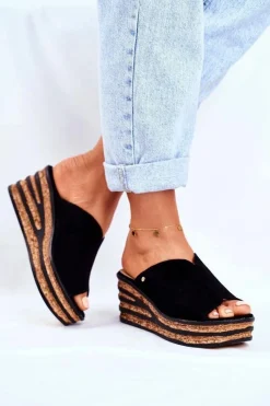 Klapki Na Koturnie|Klapki Na Obcasie></noscript>Boto Skórzane Klapki Na Koturnie Czarne Nicole 2559