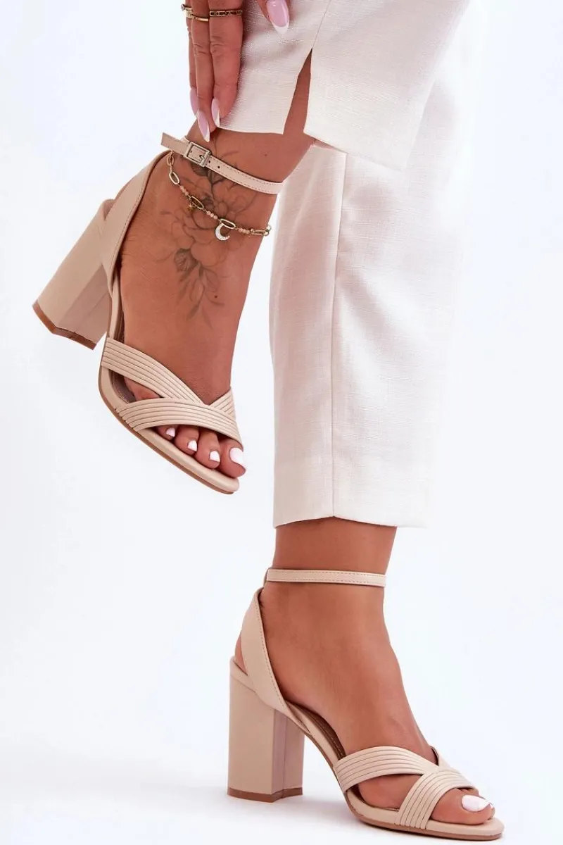 Discount Boto Skórzane Klasyczne Sandałki Na Słupku Beżowe Zipola