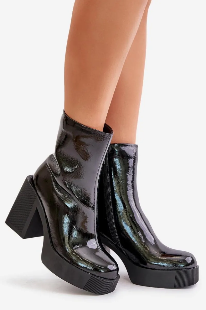 Sale Damskie buty S.Barski Skórzane Lakierowane Botki Damskie Na Masywnym Słupku Ocieplane D&A CR42-189 Czarne