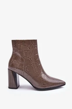 Hot Damskie buty S.Barski Skórzane Lakierowane Botki Na Słupku S.Barski MR870-58 Ciemnobeżowe