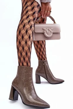 Hot Damskie buty S.Barski Skórzane Lakierowane Botki Na Słupku S.Barski MR870-58 Ciemnobeżowe