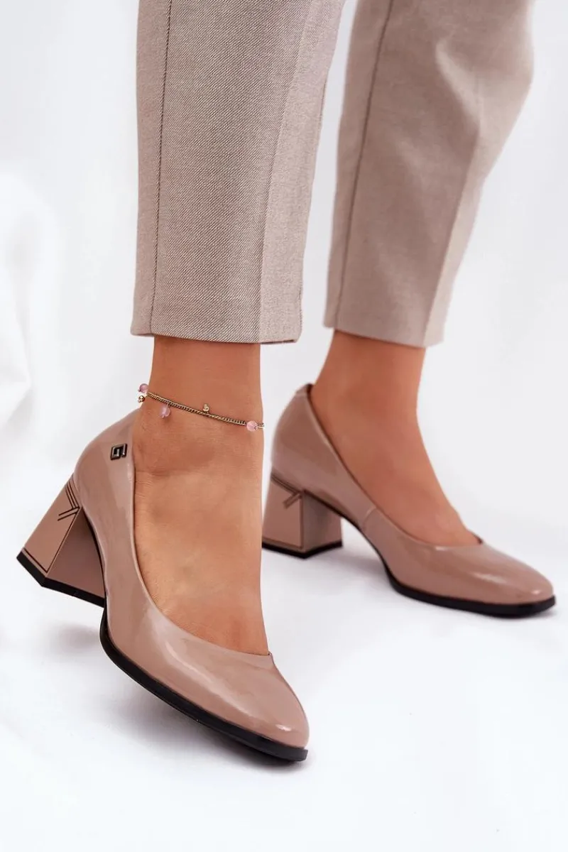 Best Buty damskie Vinceza Skórzane Lakierowane Czółenka Na Słupku Vinceza 91130 Beżowe Beżowy