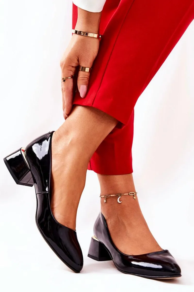 Czółenka Na Słupku>Boto Skórzane Lakierowane Czółenka Lewski 3118 Czarne Czarny