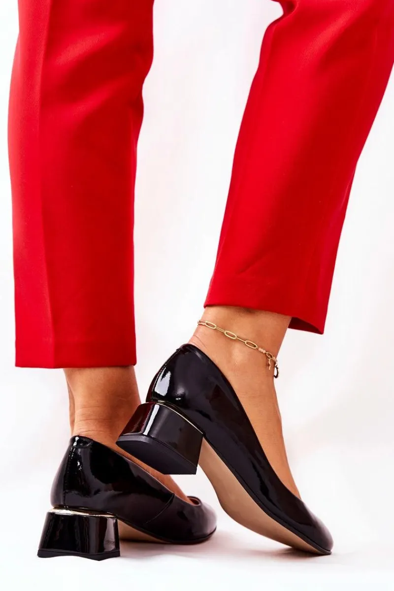 Czółenka Na Słupku>Boto Skórzane Lakierowane Czółenka Lewski 3118 Czarne Czarny