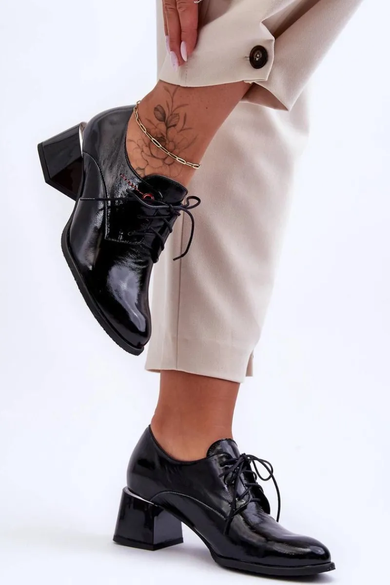 Skórzane Lakierowane Półbuty Damskie Na Obcasie Czarne Keria Damskie Półbuty Skórzane