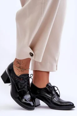 Skórzane Lakierowane Półbuty Damskie Na Obcasie Czarne Keria Damskie Półbuty Skórzane