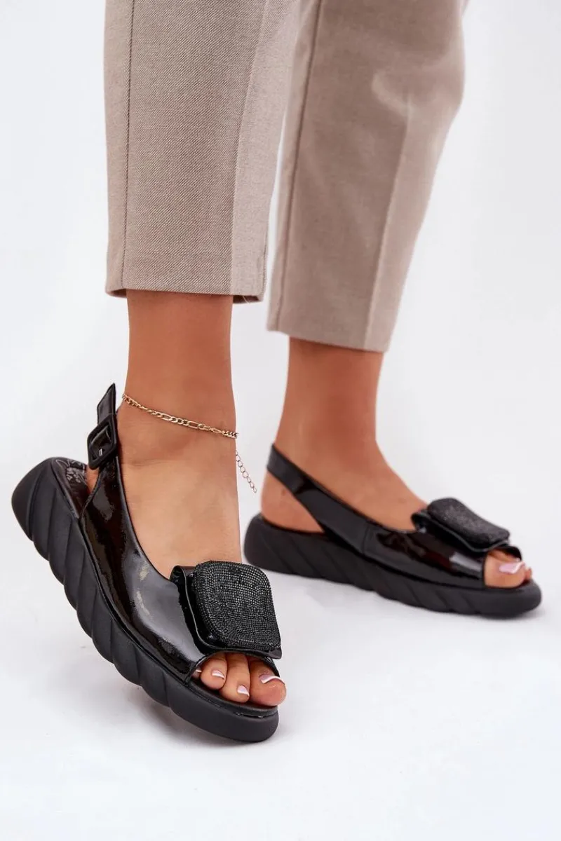 Artiker Skórzane Lakierowane Sandały Damskie Na Koturnie z Ozdobą 56C1564 Czarne Czarny