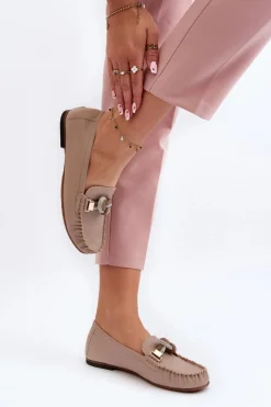 Loafersy Damskie|Mokasyny Płaskie></noscript>Laura Messi Skórzane Mokasyny Damskie Z Ozdobą 2761 Beżowe Beżowy