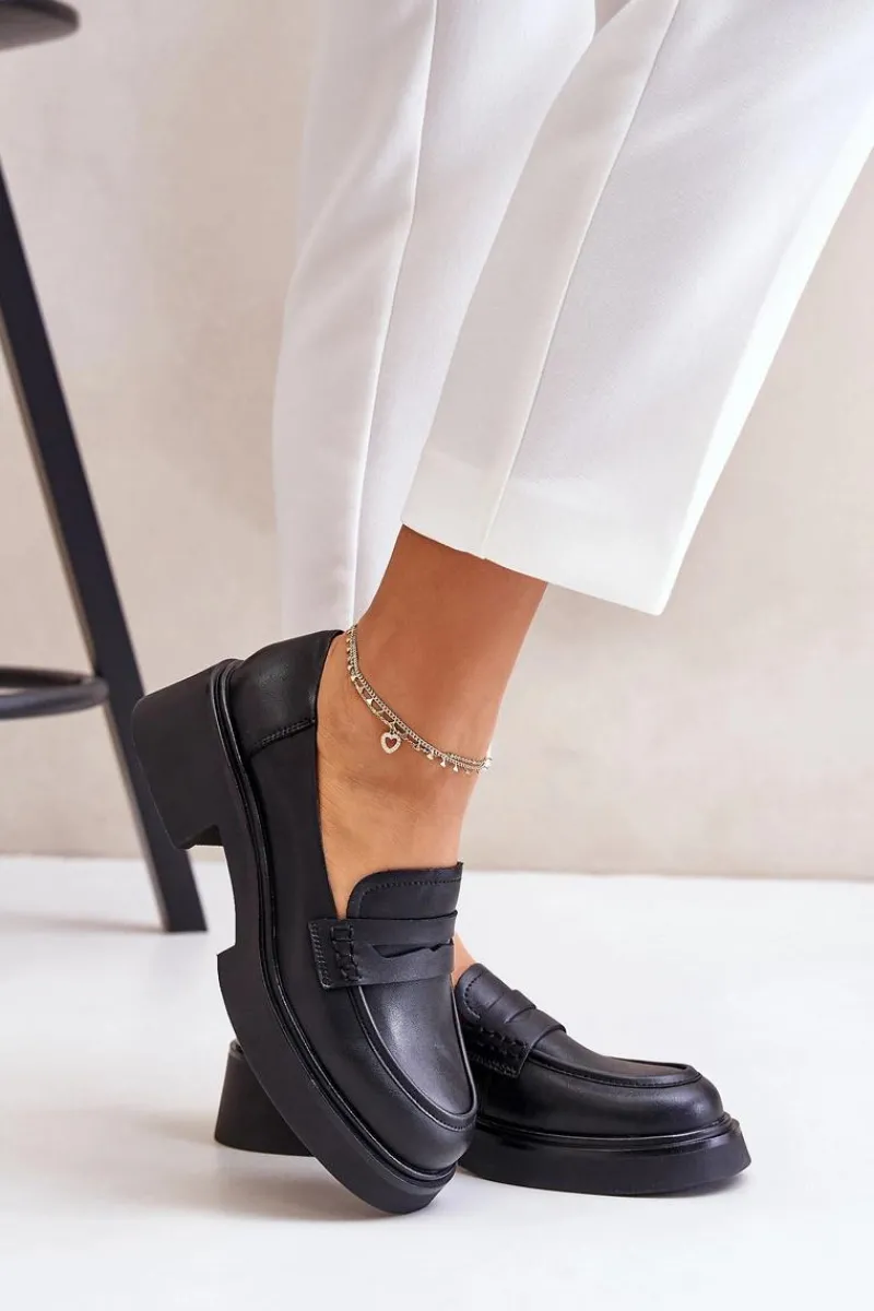 Outlet Skórzane Mokasyny Loafersy Damskie D&A JC42-61 Czarne Damskie Mokasyny Damskie Lakierowane