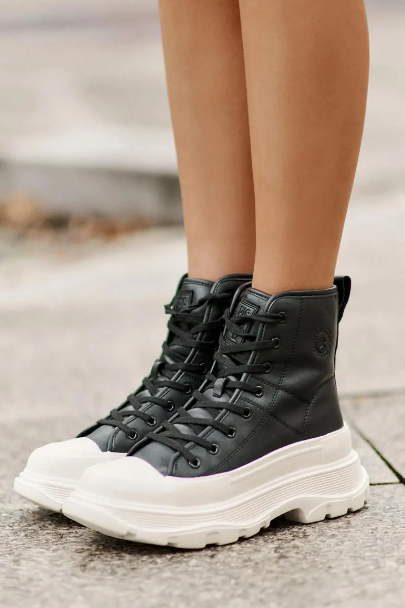 Big Star Shoes Skórzane Ocieplane Trampki Na Masywnej Platformie Big Star OO274A599 Czarne Czarny