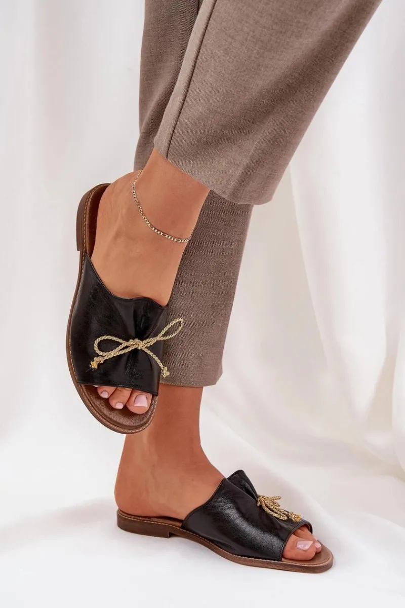 Boto Skórzane Płaskie Eleganckie Klapki Z Kokardką Lewski 3572 Czarne Czarny