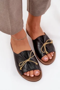 Boto Skórzane Płaskie Eleganckie Klapki Z Kokardką Lewski 3572 Czarne Czarny