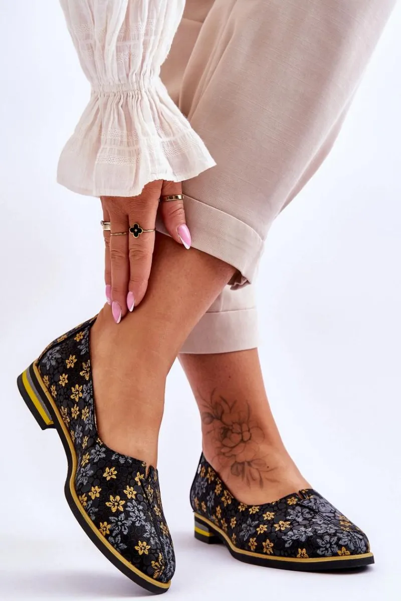 Półbuty Skórzane|Mokasyny Damskie Skórzane>Maciejka Skórzane Półbuty Żółte Kwiaty 05035-38 Czarne