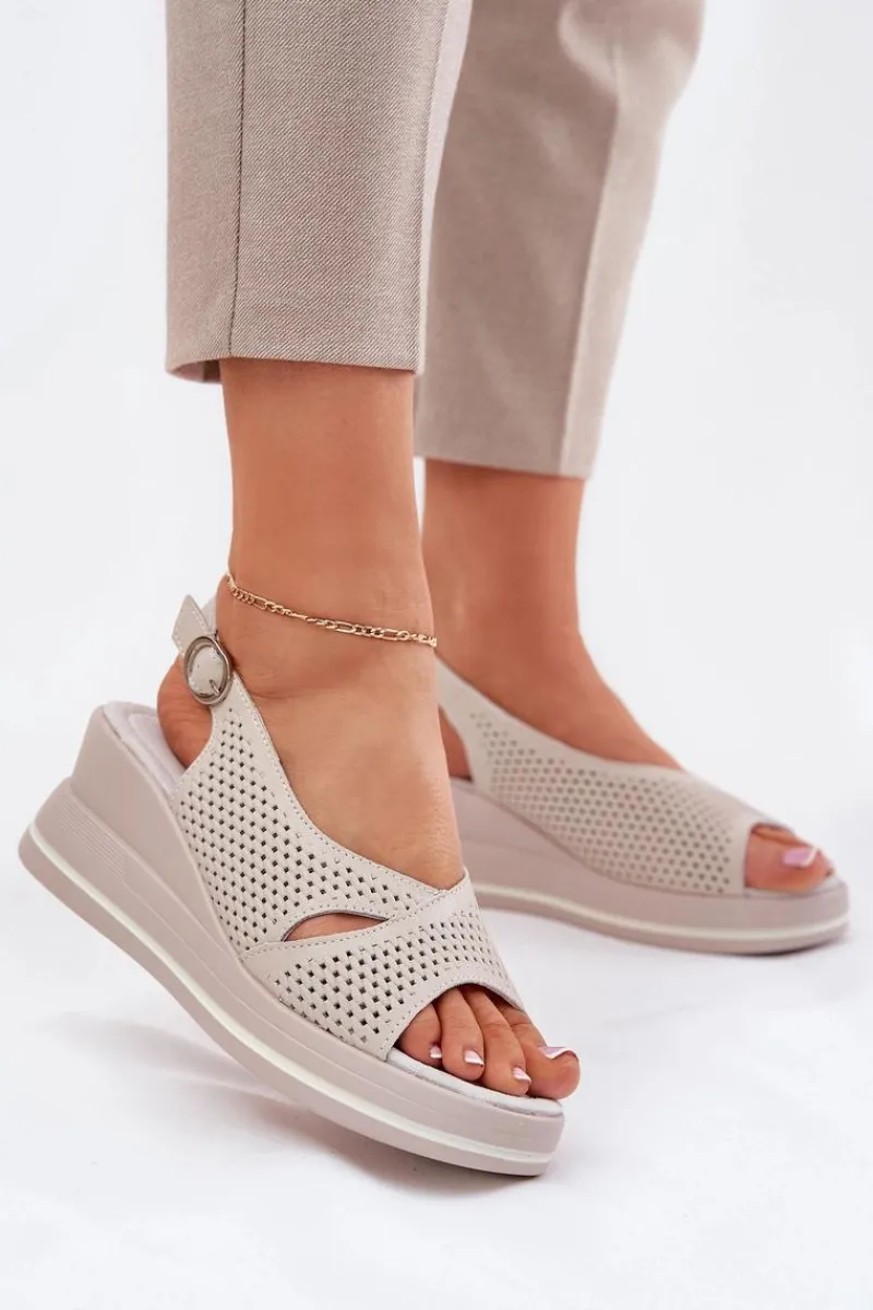 Sale Skórzane Sandały Damskie Na Koturnie S.Barski LR51-660 Beżowe Damskie Sandały Na Koturnie