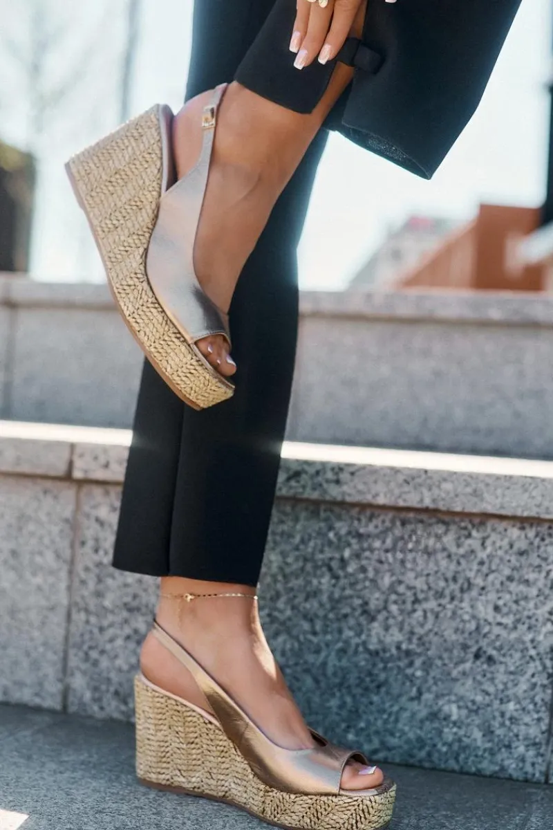 Hot Skórzane Sandały Damskie Na Koturnie Z Plecionką 2789 Złote Damskie Sandały Na Koturnie