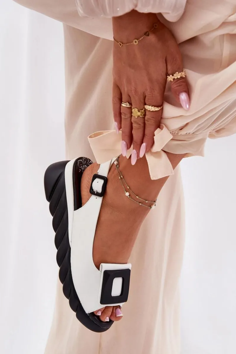 Skórzane Sandały Damskie Na Koturnie z Ozdobą 56C2157 Białe Damskie Sandały Z Cholewką|Sandały Na Koturnie