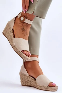 Sale Evento Skórzane Sandały Na Koturnie Comfort Shoe Beżowe Verola