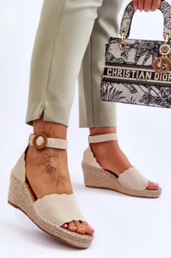 Sale Evento Skórzane Sandały Na Koturnie Comfort Shoe Beżowe Verola