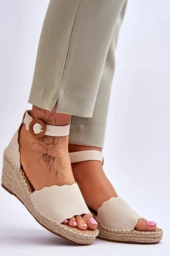 Sale Evento Skórzane Sandały Na Koturnie Comfort Shoe Beżowe Verola