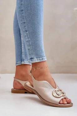 Sandały Płaskie></noscript>Laura Messi Skórzane Sandały Na Płaskim Obcasie Z Ozdobą 2865 Złote Złoty