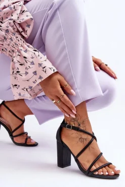 Clearance Skórzane Sandały Na Słupku Z Paseczkami Czarne La Meria Damskie Sandały Na Obcasie