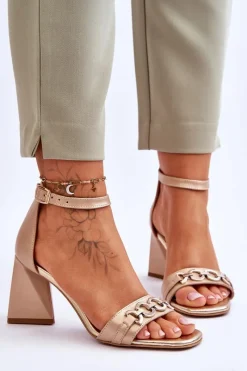 Laura Messi Skórzane Sandały Na Trójkątnym Obcasie 2595 Beżowe