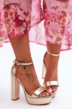 Boto Skórzane Sandały Na Wysokim Słupku I Platformie Złote Sky Dream