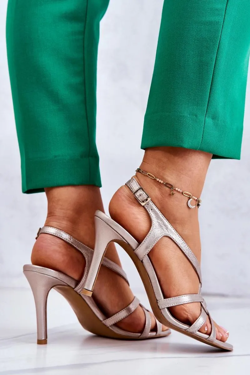 Outlet Laura Messi Skórzane Sandały Szpilki 2002 Beżowo-Złote