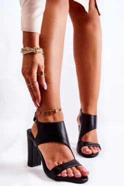 Clearance Skórzane Sandały Z Wycięciem Czarne Maronni Damskie Sandały Na Obcasie