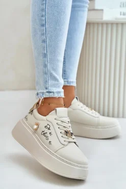 Skórzane Sneakersy Damskie Na Platformie Z Przypinkami I Napisem Vinceza 89102 Beżowe Damskie Sneakersy Damskie