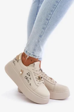Skórzane Sneakersy Damskie Na Platformie Z Przypinkami I Napisem Vinceza 89102 Beżowe Damskie Sneakersy Damskie
