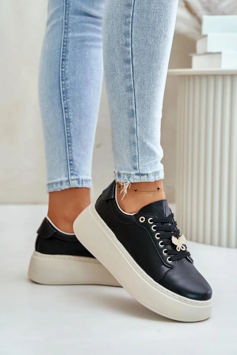 Sneakersy Damskie>Buty damskie Vinceza Skórzane Sneakersy Damskie Na Platformie Z Przypinką Vinceza 89101 Czarne