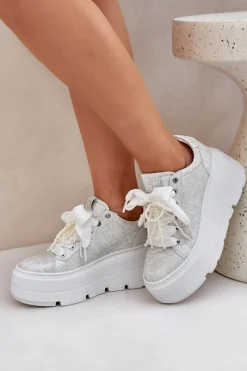 Buty Sportowe Na Platformie></noscript>CheBello Skórzane Sneakersy Na Platformie 4658 Srebrne Srebrny