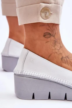 Trampki Damskie Slip-On|Trampki Damskie Niskie></noscript>Maciejka Skórzane Tenisówki Na Koturnie 5814A-11 Biało-Czarne