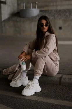 Sale Boto Sneakersy Damskie Na Masywnej Podeszwie Jasnobeżowe Nevela Beżowy